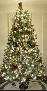 2018 12 18 10 19 36 Christmas 2016 Yasmine Moghimi Flickr