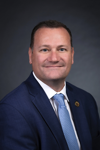 Portrait of Supervisor Dan Schmitt.